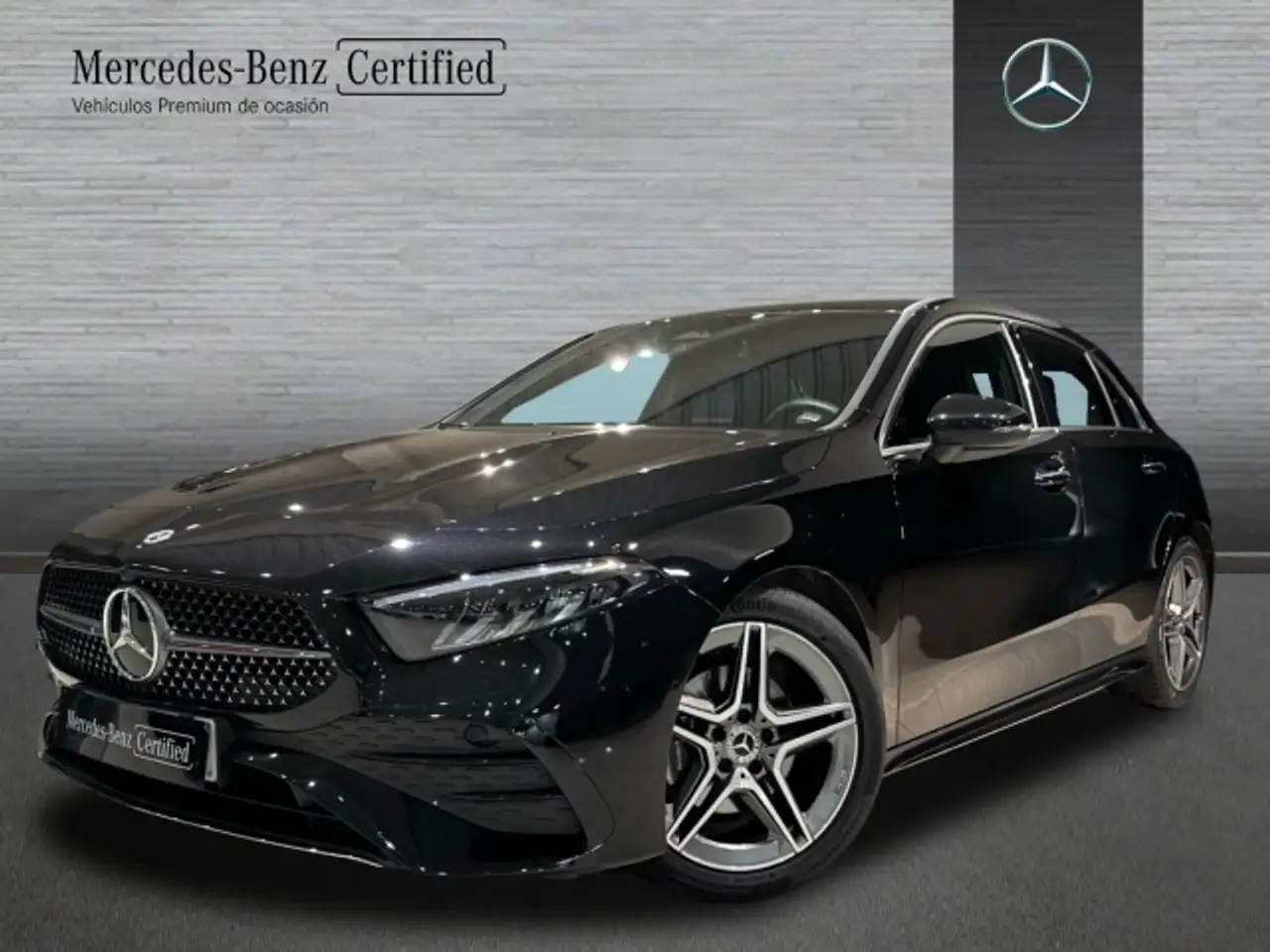  Renting Mercedes-Benz A 200 200d 8G-DCT Negro