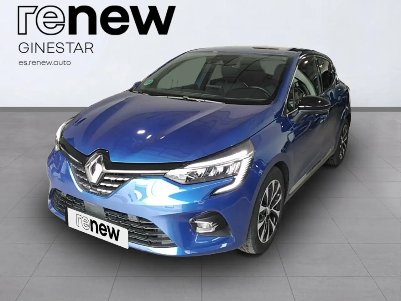 Renting Renault Clio TCe Techno 67kW Azul 3 2