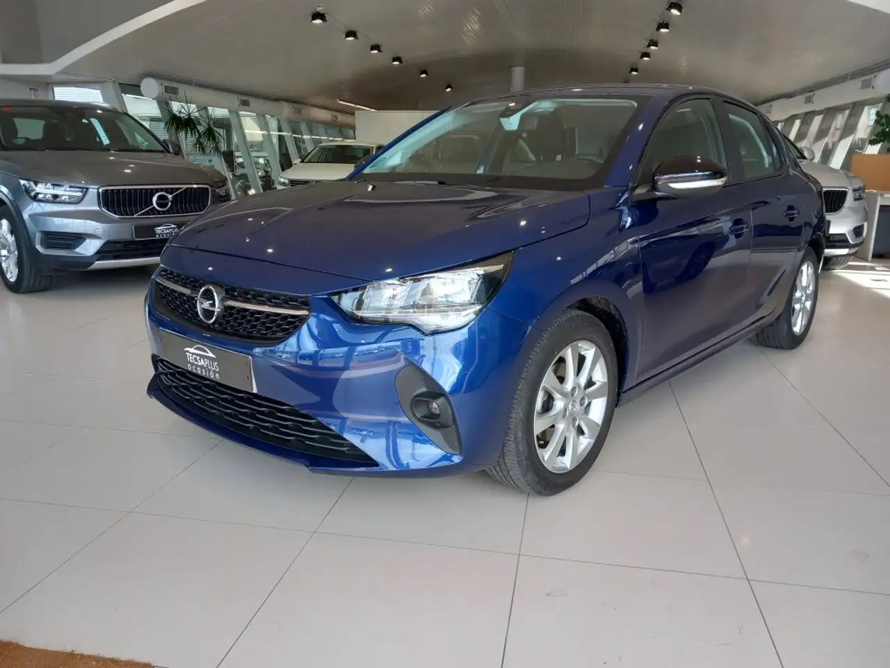  Renting Opel Corsa 1.2 XEL S/S Edition 75 Azul 2 1