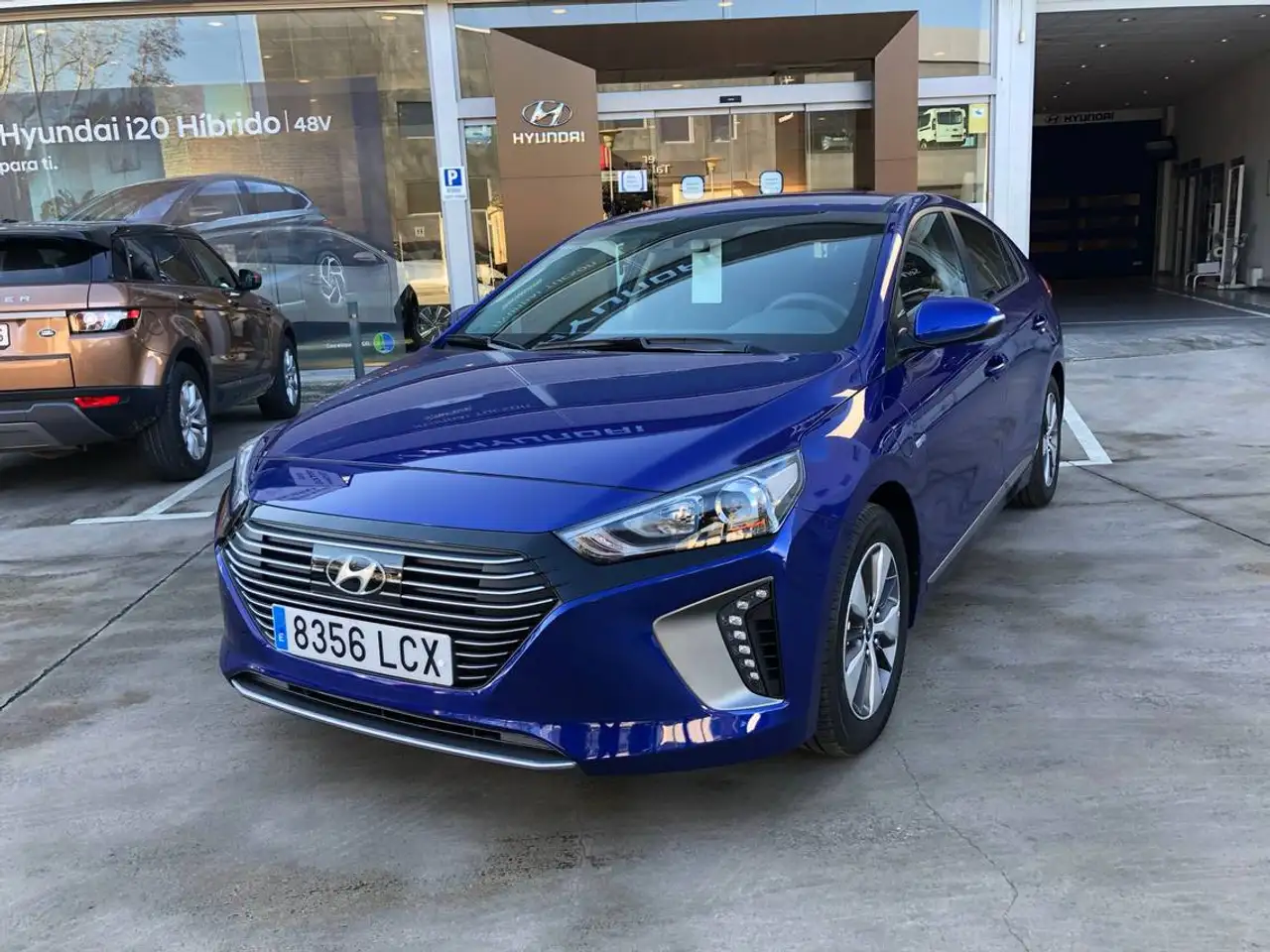  Renting Hyundai i40 1.6 GDI Klass Azul