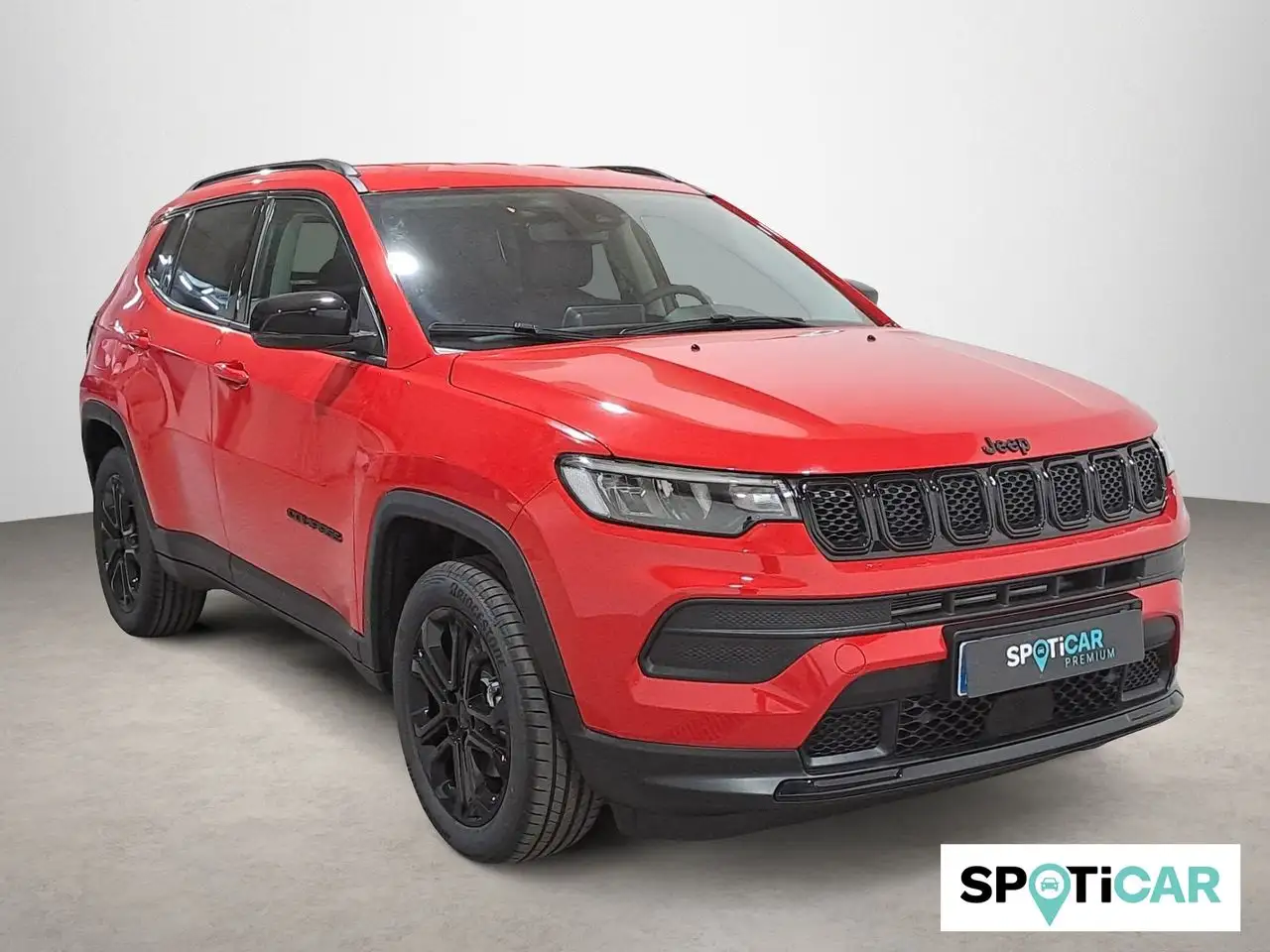 Renting Jeep Compass eHybrid 1.5 MHEV 96kW Night Eagle Dct Rojo
