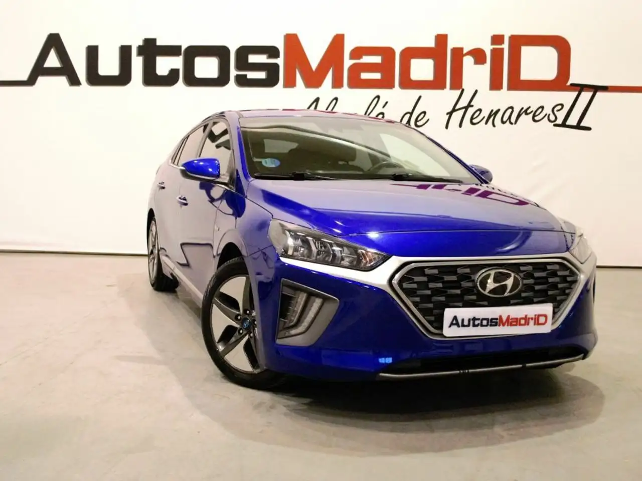  Renting Hyundai IONIQ 1.6 GDI HEV Klass DT Azul