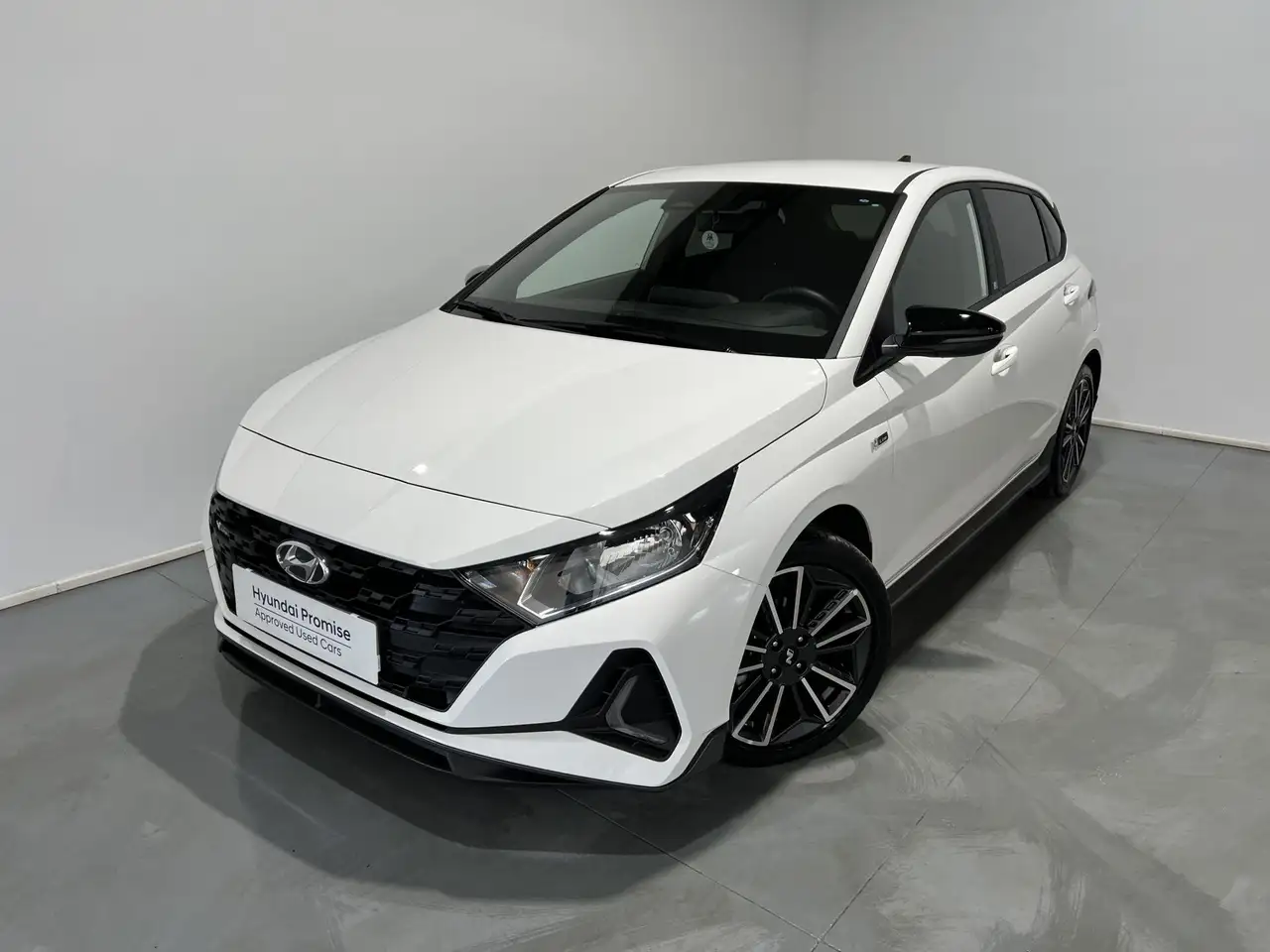  Renting Hyundai i20 1.2 MPI Nline 30 Aniversario Blanco