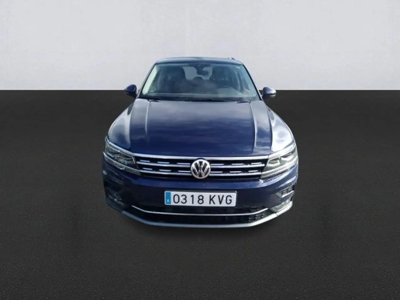  Renting Volkswagen Tiguan 2.0 TSI Sport 4Motion DSG 132kW Azul
