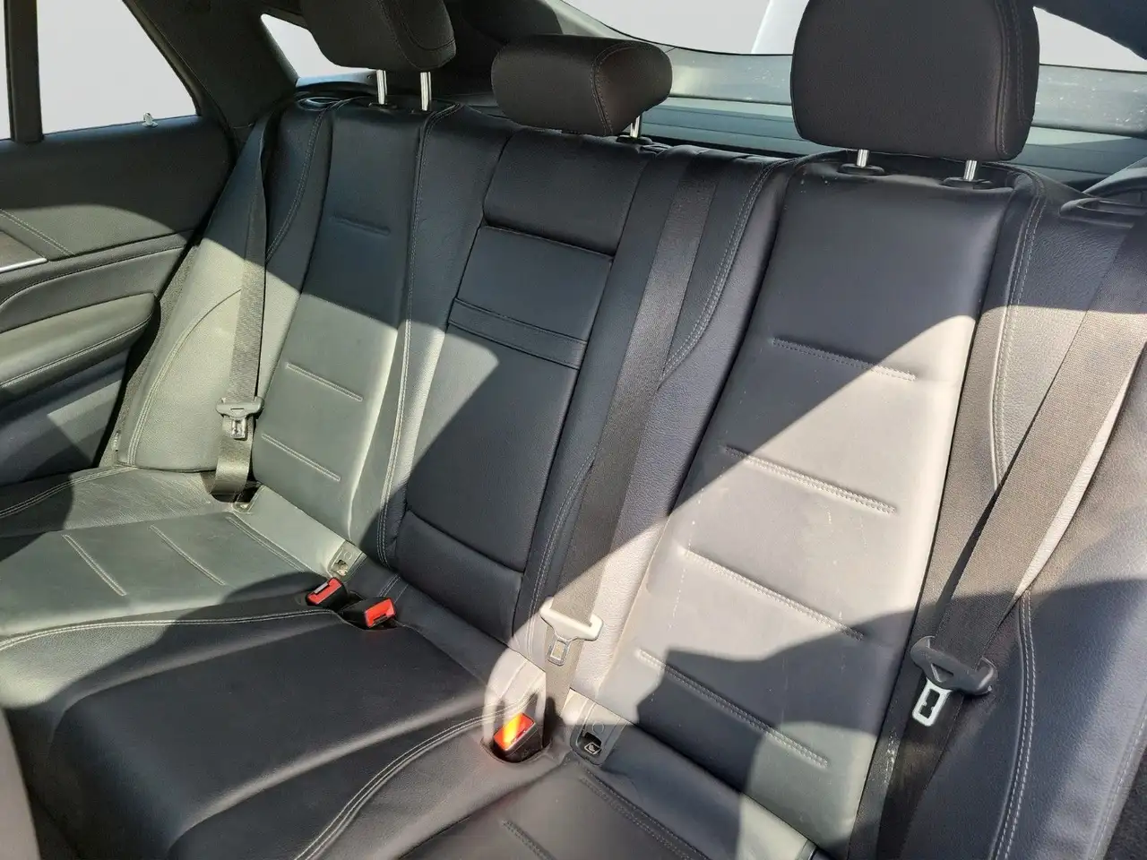  Renting Toyota Yaris Cross 5 puertas Active Tech 120H e-CVT