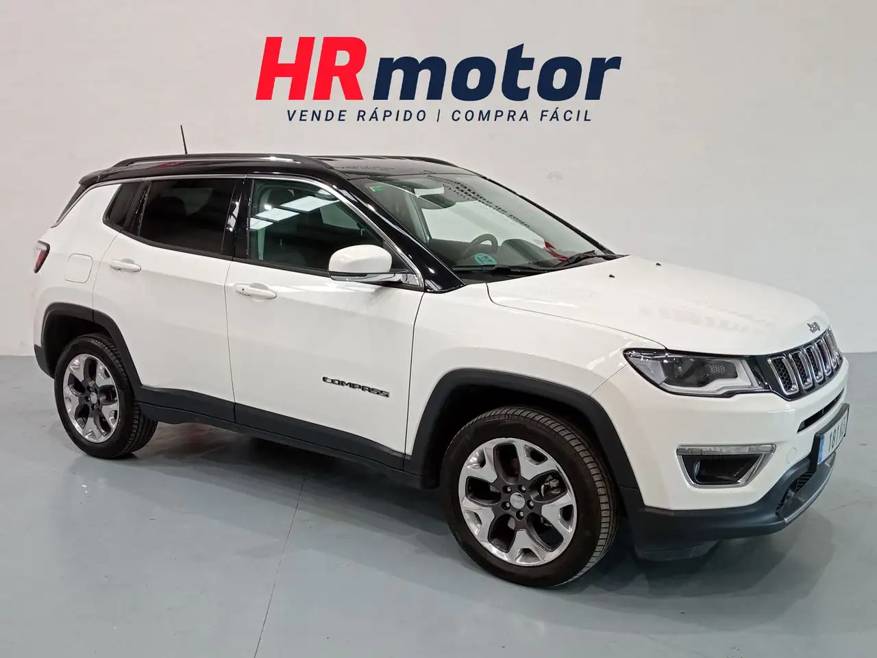  Renting Jeep Compass Limited 4WD Blanco