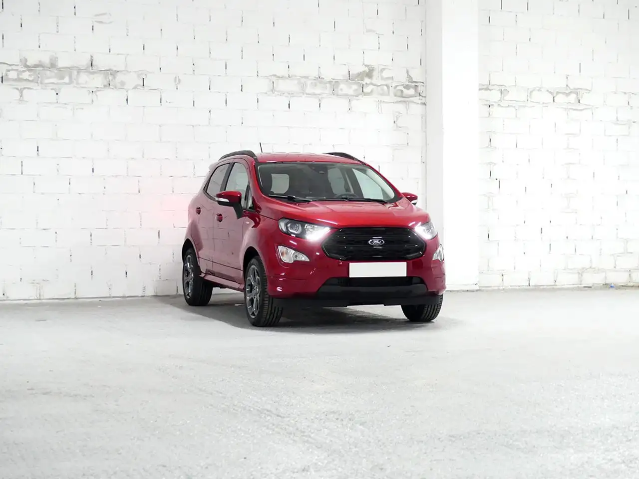  Renting Ford EcoSport 1.0T ECOBOOST 92KW ST LINE 125 5P Rojo 3 3