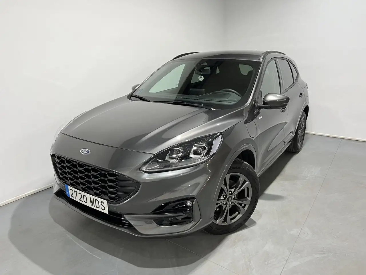  Renting Ford Kuga ST-Line 2.5 Duratec PHEV 165kW Auto Gris