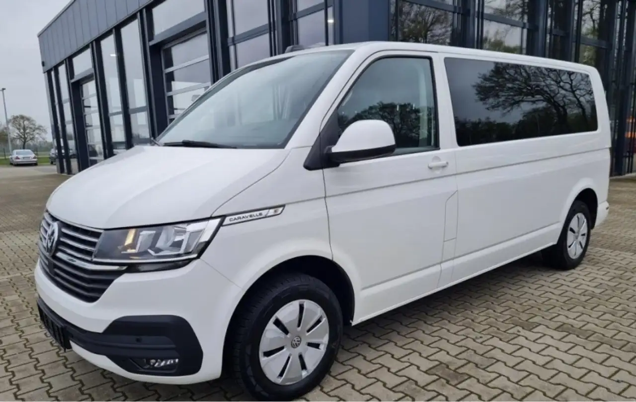  Renting Volkswagen Transporter Kombi 2.0TDI SCR BMT 4M 110kW Blanco