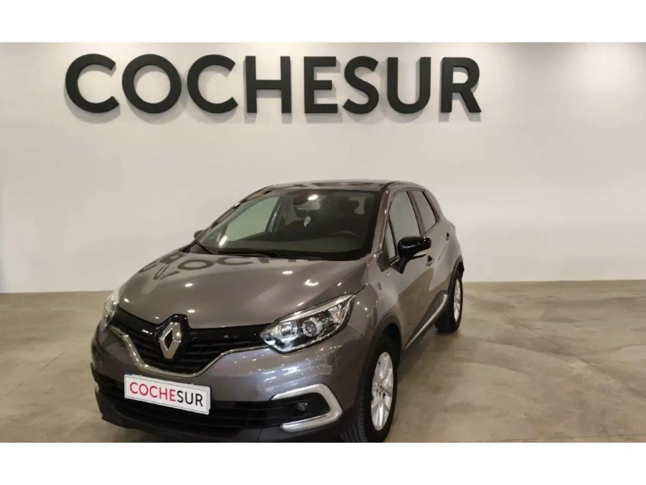  Renting Renault Captur TCe GPF Limited 66kW Azul 1
