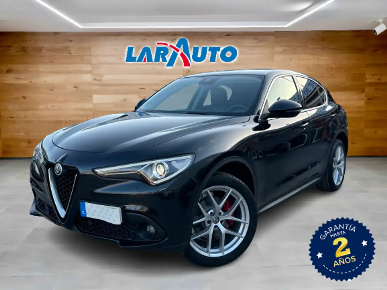  Renting Alfa Romeo Stelvio 2.2 Executive Q4 210 Aut. Negro