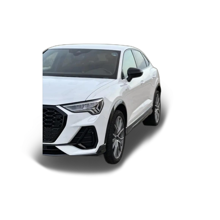 Renting Audi Q3 Sportback 35 TFSI Black line S tronic Blanco 1
