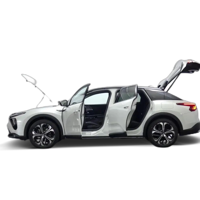 Renting Citroen C5 X 1.6 HYBRID 225 SHINE PACK AUTO 225 5P Blanco
