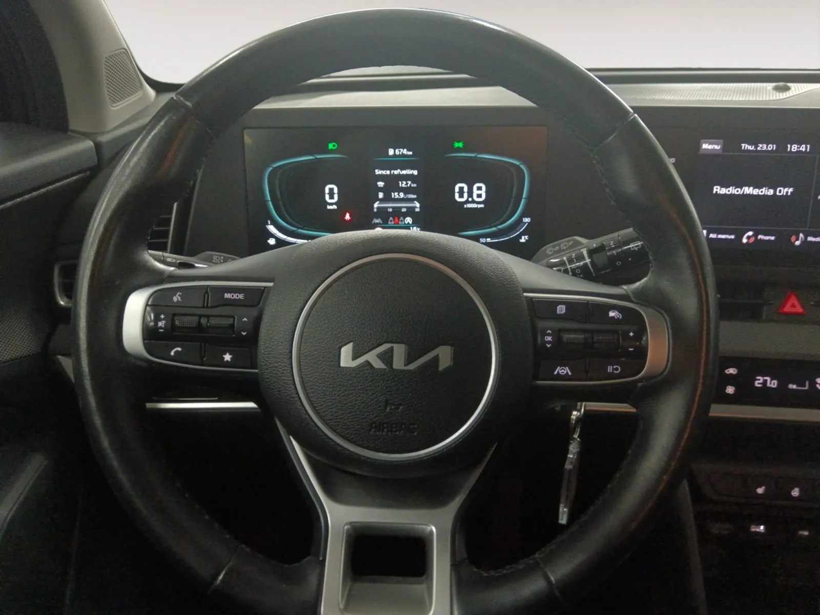 Renting Kia Sportage 1.6 T-GDI Concept 4