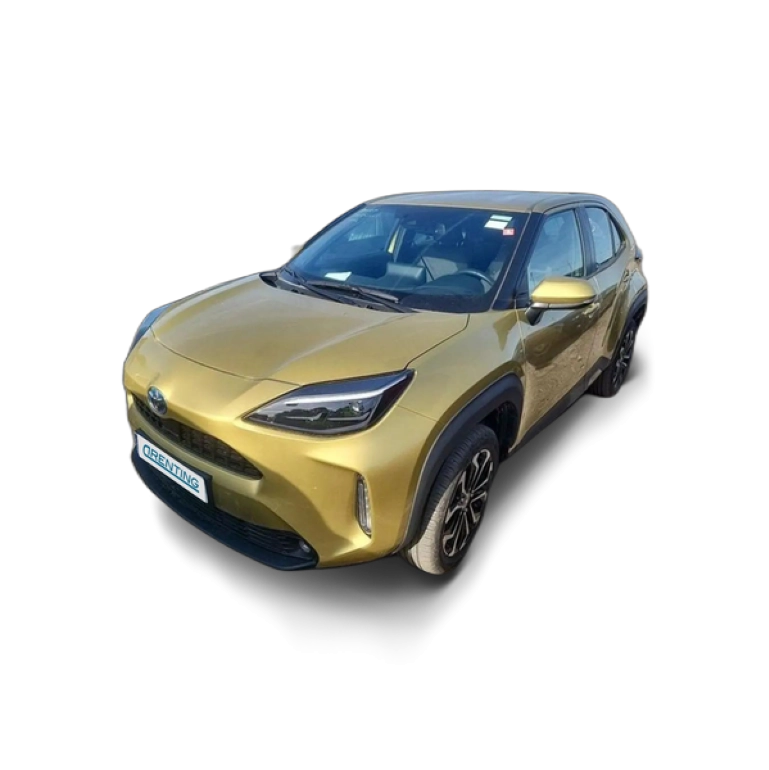 Renting Toyota Yaris Cross 1.5 120H Active Tech Amarillo