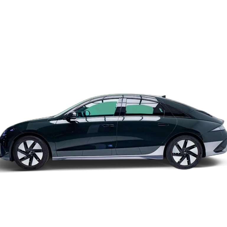 Renting Hyundai IONIQ 168KW 77KWH RWD STAR Verde