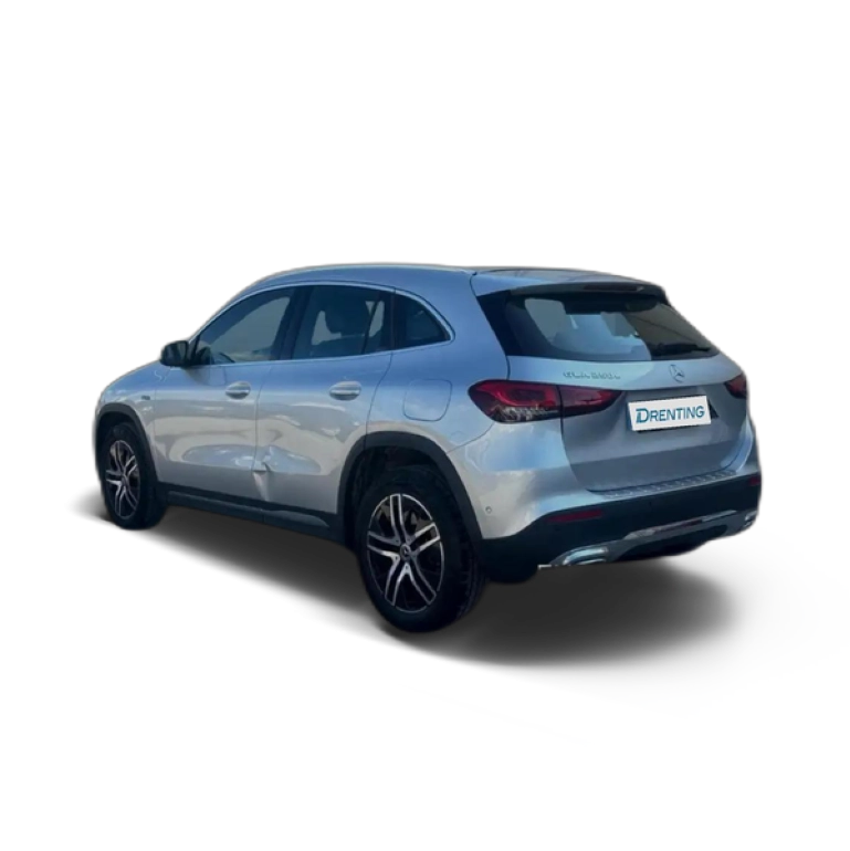 Renting Mercedes-Benz GLA 250 e Plateado 2