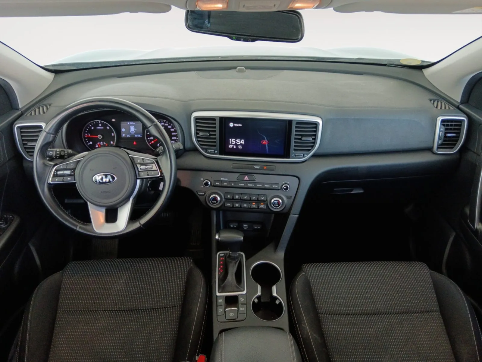 Renting Kia Sportage 1.6 CRDi MHEV Business 2WD