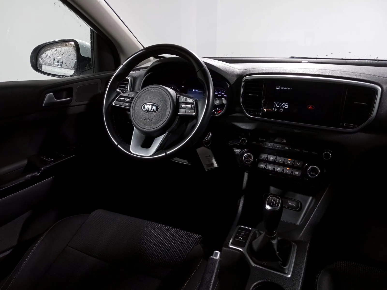Renting Kia Sportage 1.6 CRDi Mild Hybrid Drive 2WD