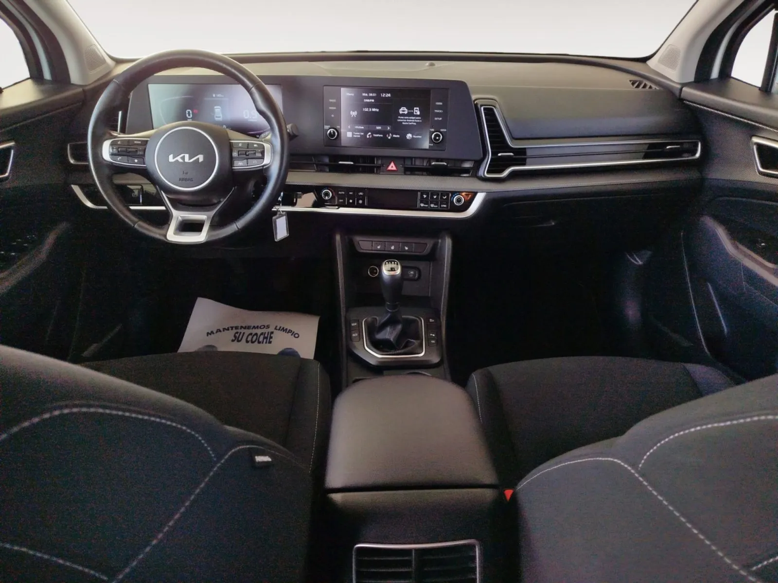 Renting Kia Sportage 1.6 T-GDI Concept 1