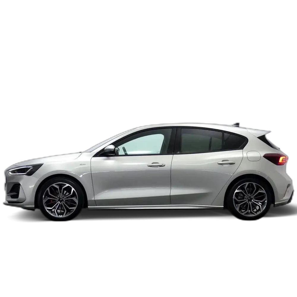 Renting Ford Focus 1.0 ECOBOOST MHEV 92KW ST-LINE X 125 5P Plateado