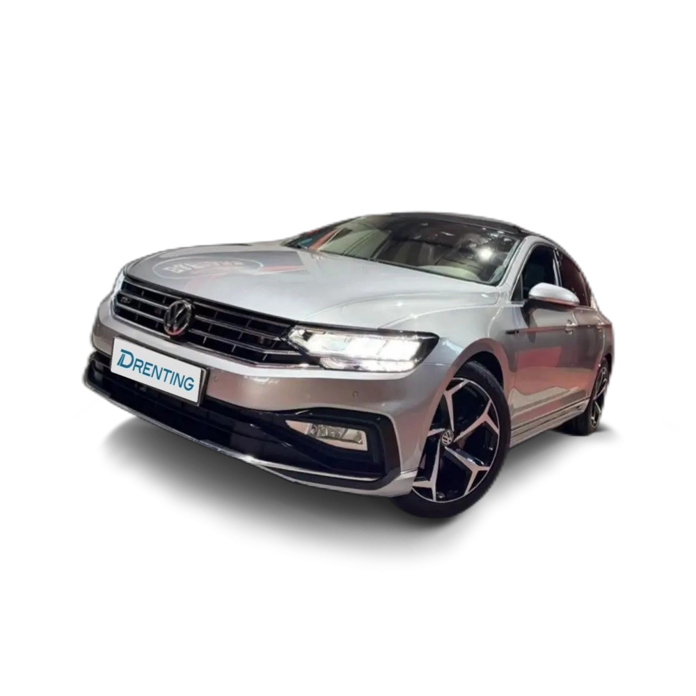 Renting Volkswagen Passat 2.0 TSI R-Line DSG7 Plateado