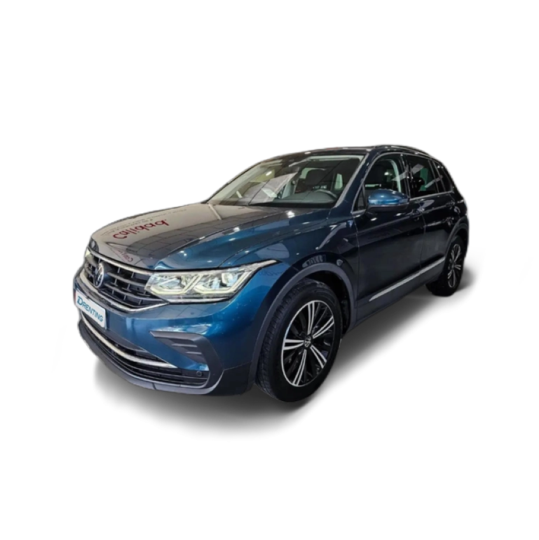 Renting Volkswagen Tiguan 2.0TDI Life DSG 110kW Azul
