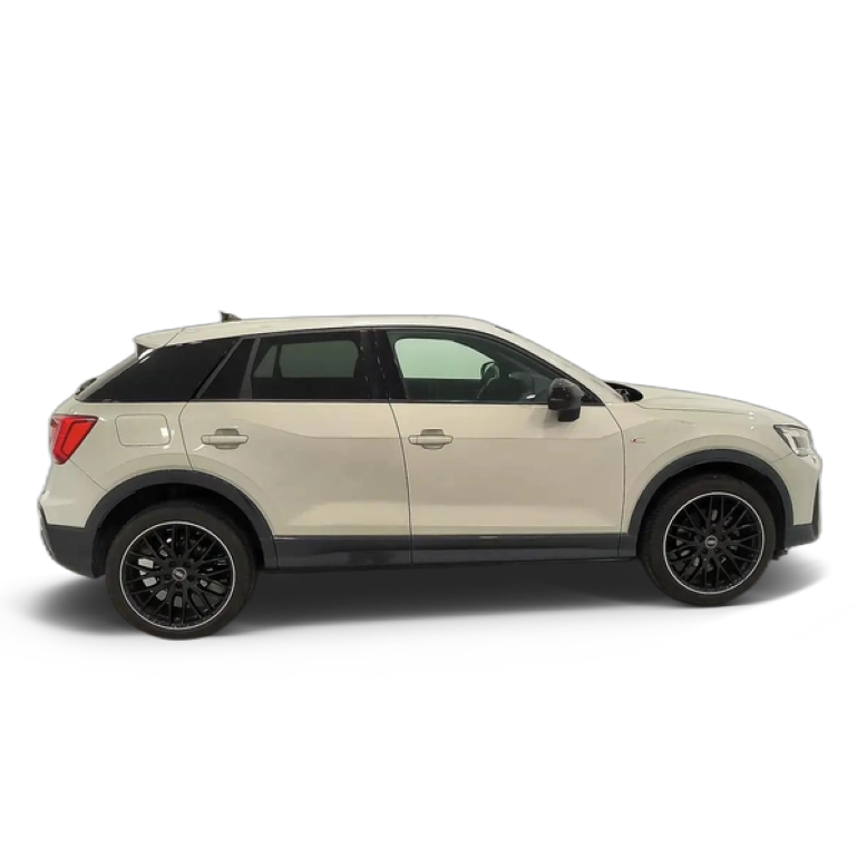 Renting Audi Q2 35 TFSI Adrenalin S tronic 110kW Plateado