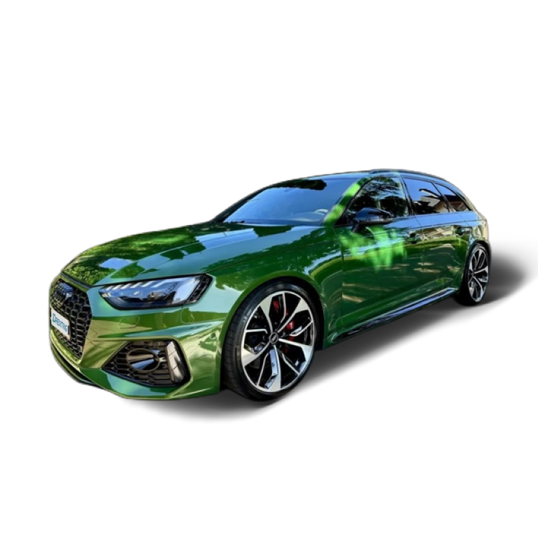 Renting Audi RS4 Avant TFSI quattro tiptronic Verde