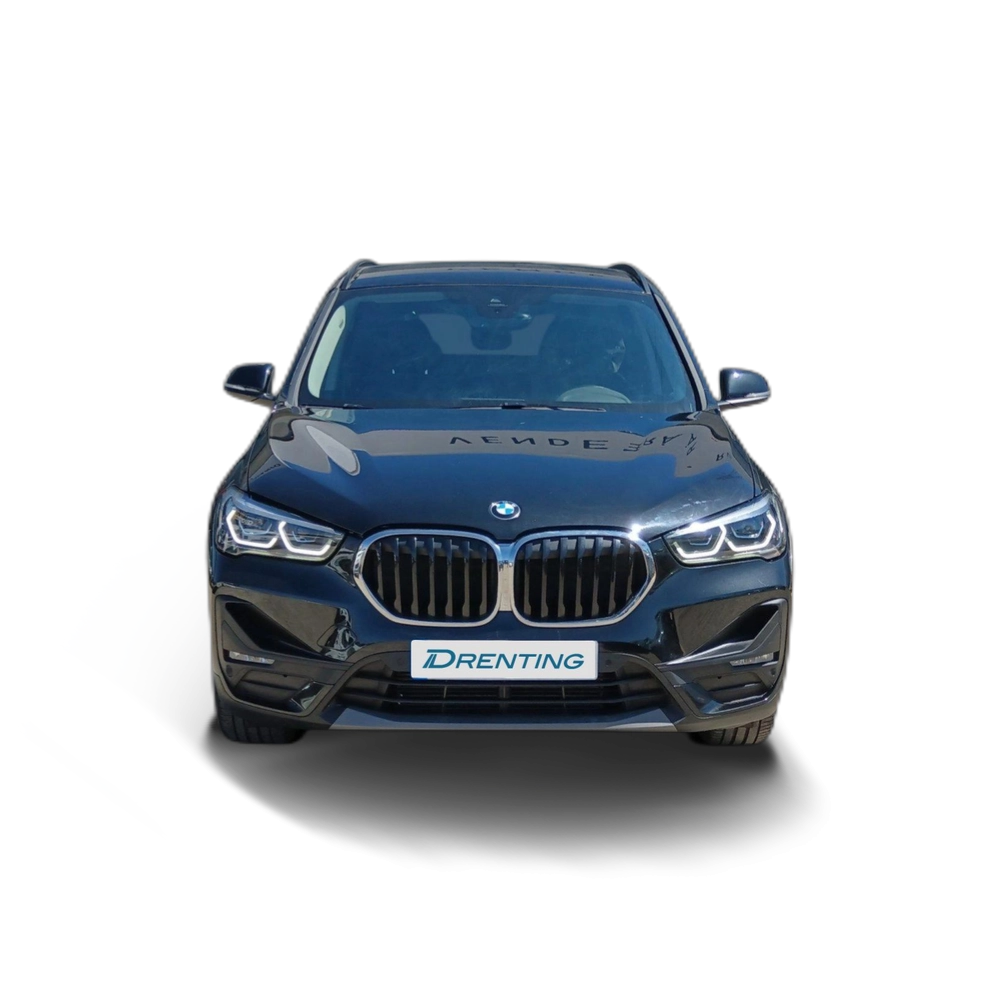Renting BMW X1 sDrive18d 4
