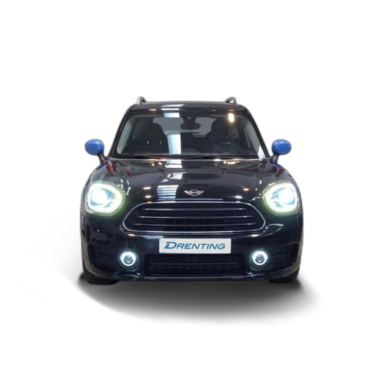Renting MINI Cooper Countryman D Negro