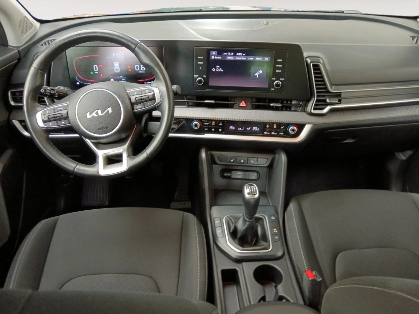 Renting Kia Sportage 1.6 T-GDI Emotion