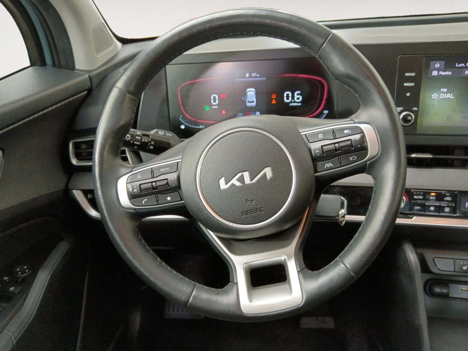 Renting Kia Sportage 1.6 T-GDI Emotion
