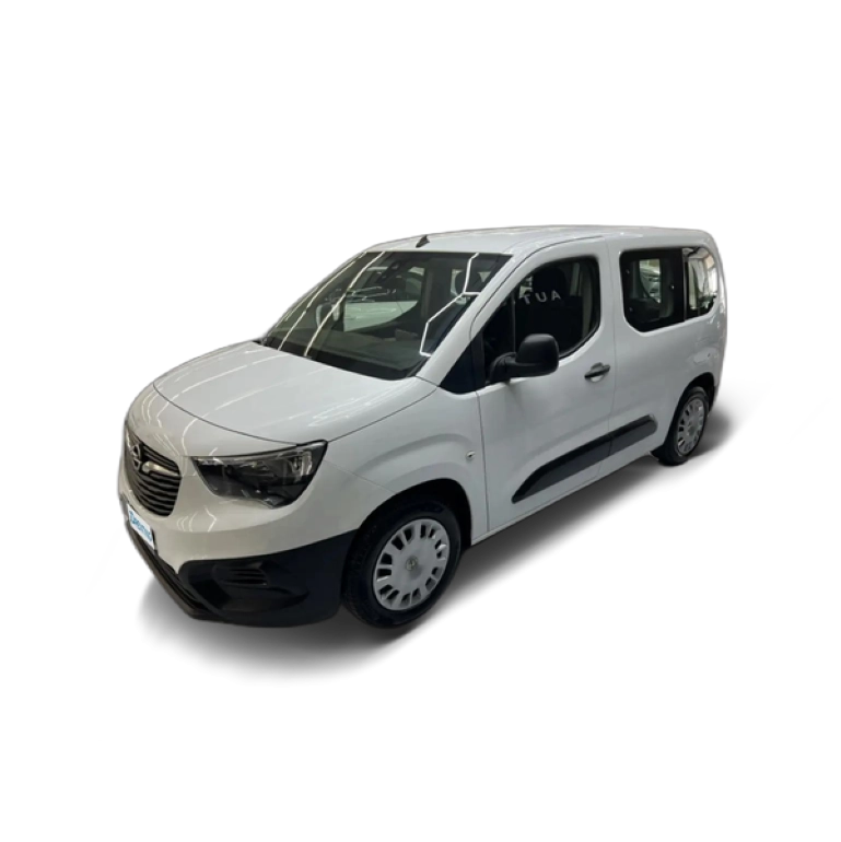 Renting Opel Combo Life 1.5TD Expression L 75 Blanco