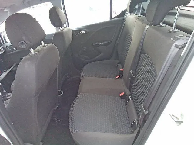 Renting OPEL Corsa 1.4 Color Edition 90