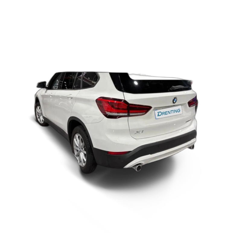 Renting BMW X1 sDrive 18dA Business Blanco 1