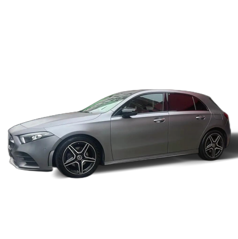 Renting Mercedes-Benz A 200 Sedán 7G-DCT Gris