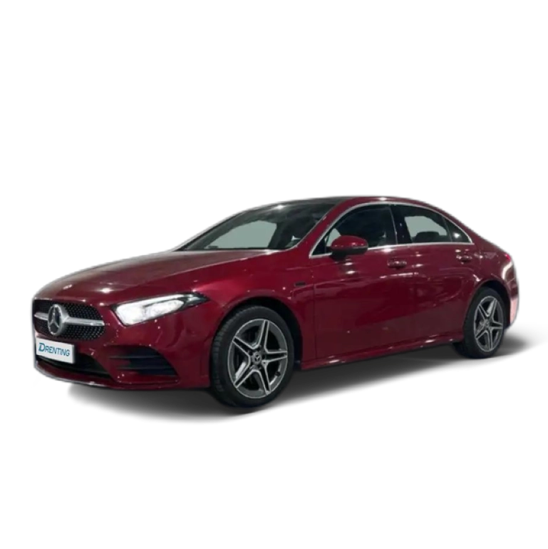 Renting Mercedes-Benz A 250 Sedán e Rojo