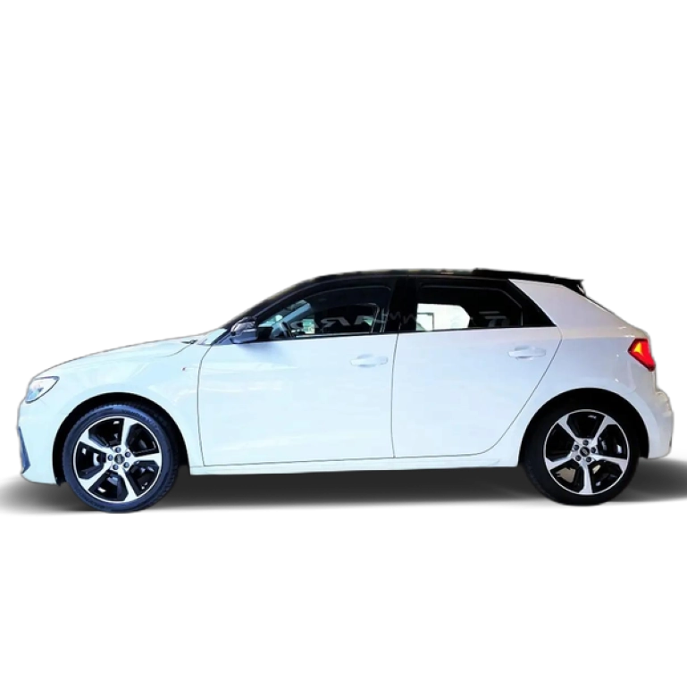 Renting Audi A1 Sportback 30 TFSI Adrenalin S tronic Blanco 2
