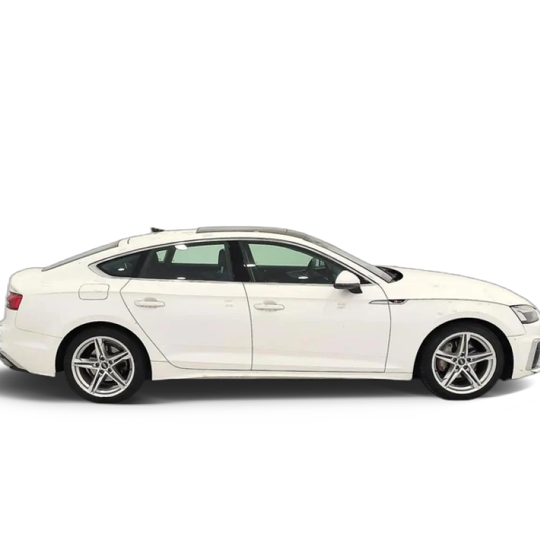 Renting Audi A5 Sportback 40 TFSI S line S tronic Blanco 1