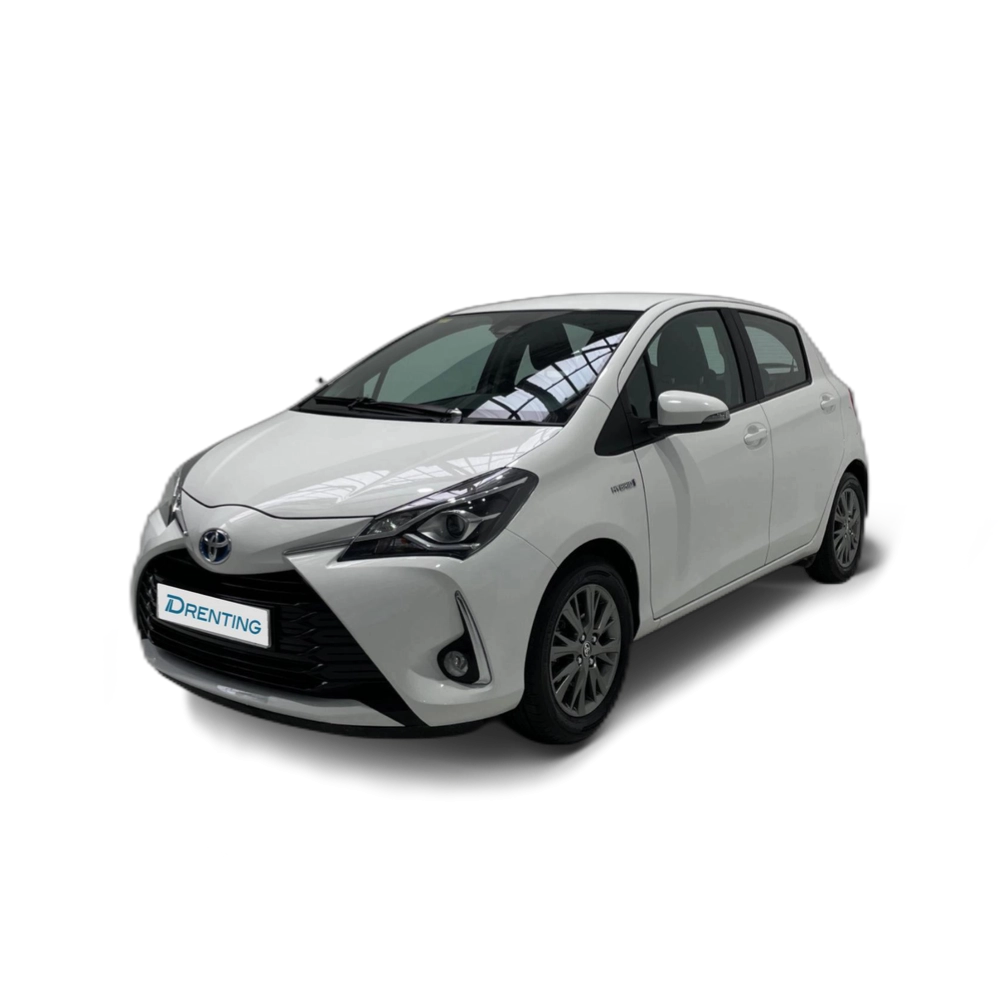 Renting Toyota Yaris 1.5 100H Active 74 kW (100 CV) 2