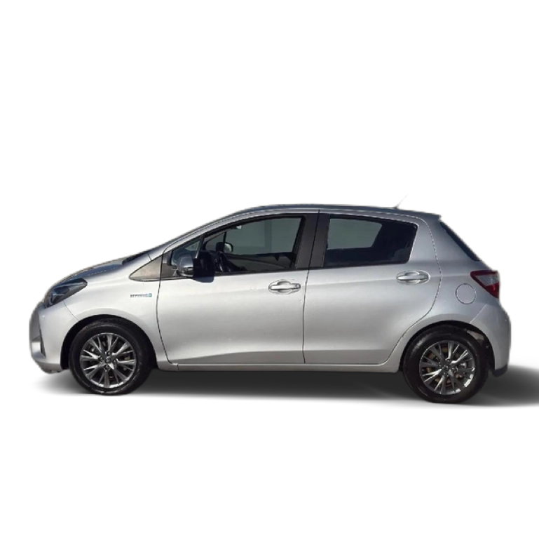Renting TOYOTA Yaris 100H 1.5 Active 1