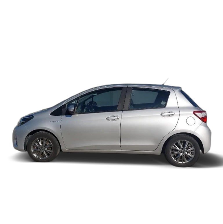 Renting TOYOTA Yaris 100H 1.5 Active