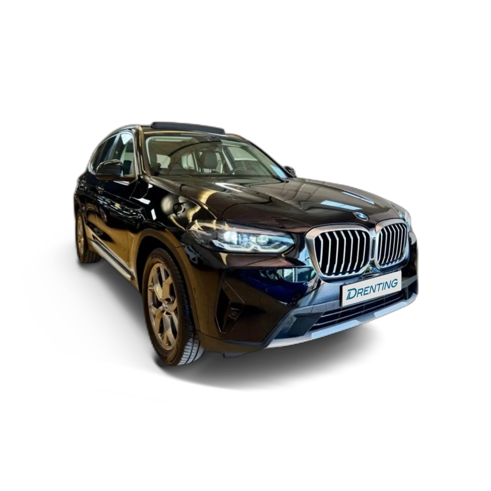 Renting BMW X3 xDrive 20dA xLine Negro