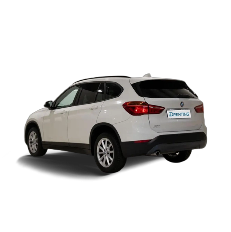 Renting BMW X1 xDrive 25iA Blanco