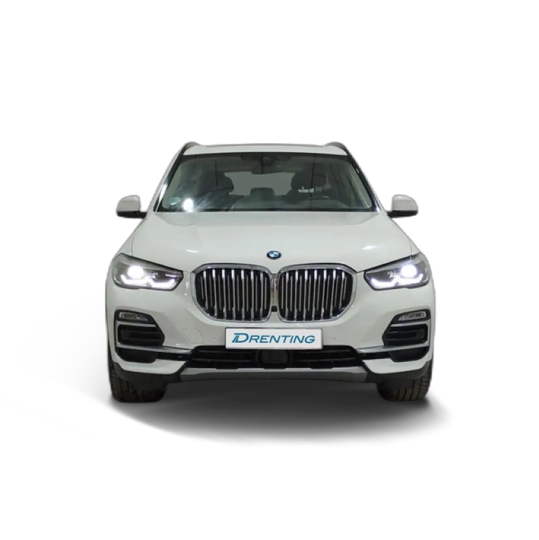 Renting BMW X5 xDrive 30d xLine Blanco