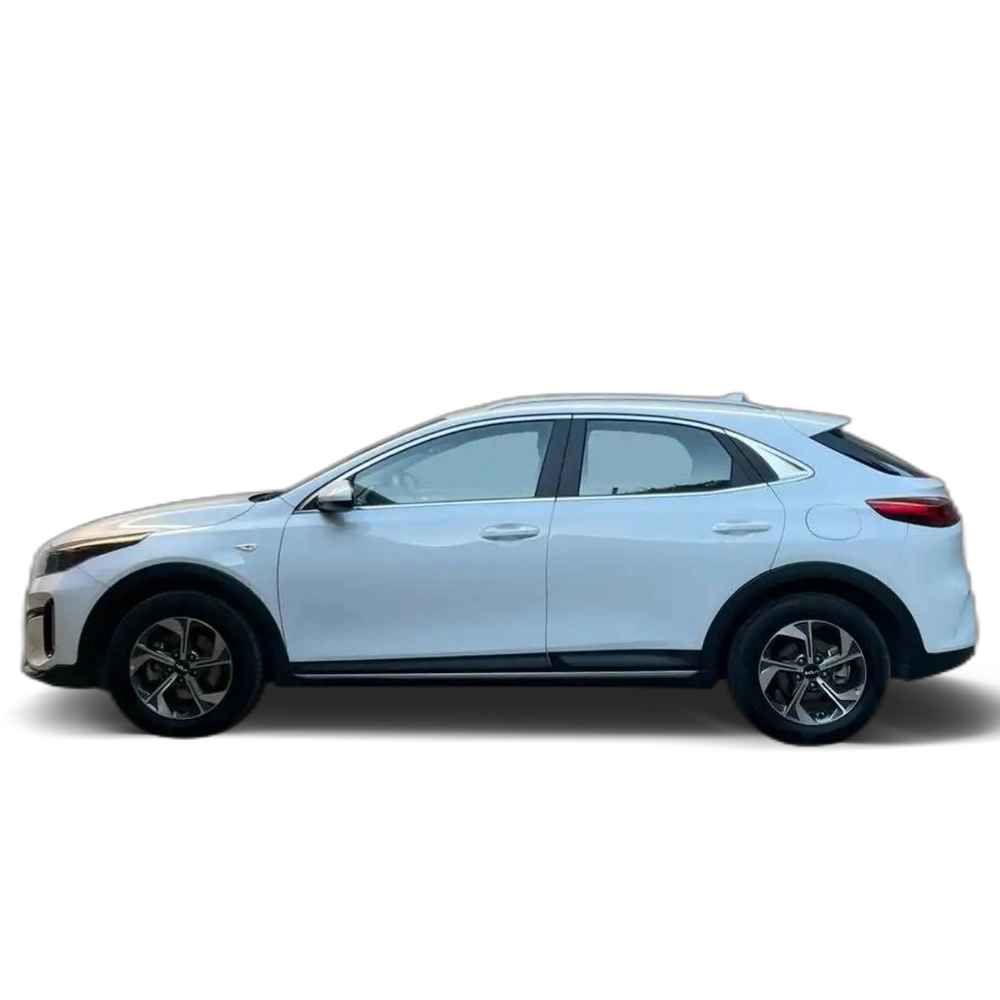 Renting Kia XCeed 1.0 T-GDi Drive Blanco 3