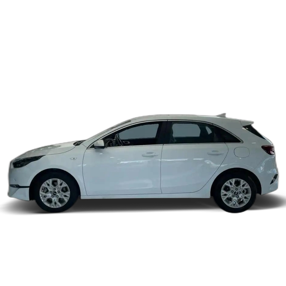 Renting Kia Ceed / cee&#8217;d 1.0 T-GDI Drive Blanco 3