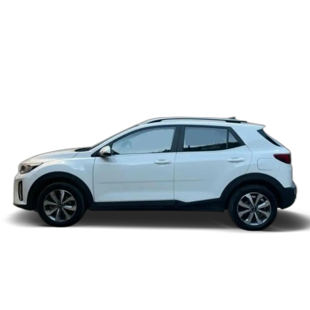 Renting Kia Stonic 1.0 T-GDi MHEV Drive 100 Blanco 4