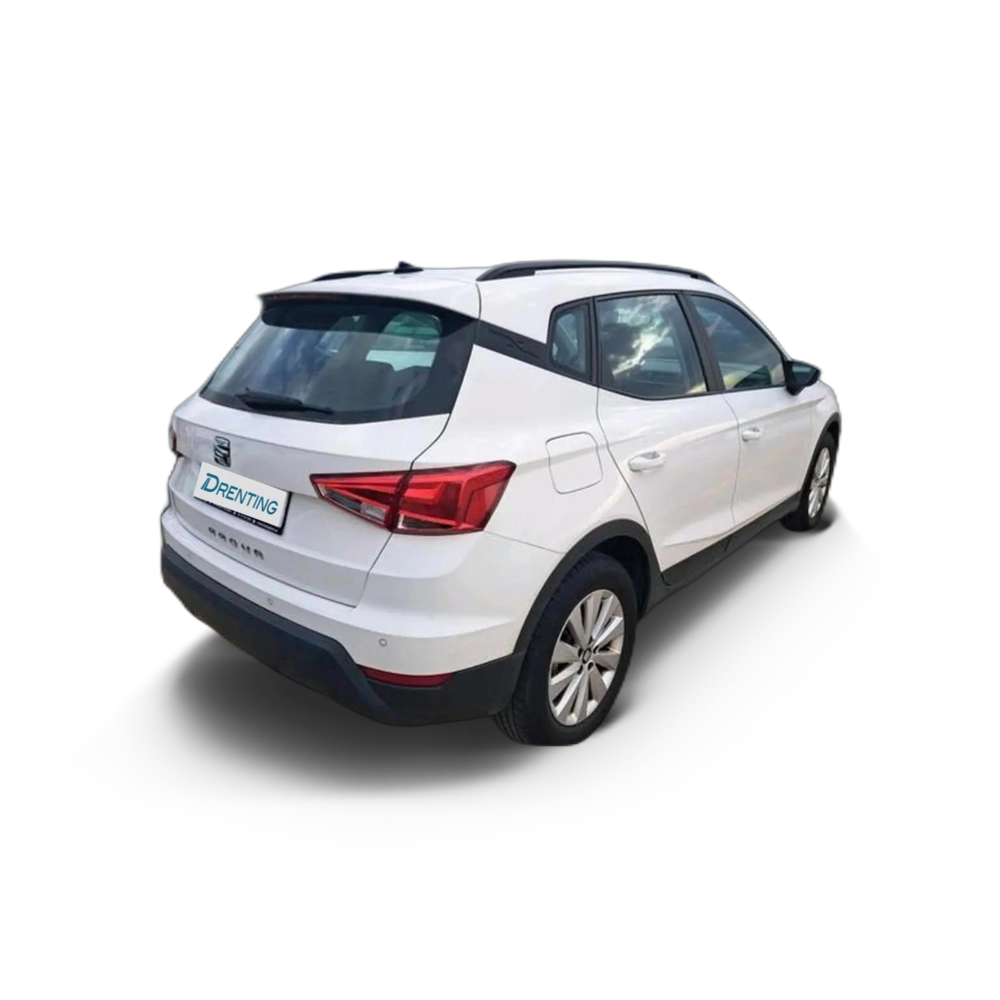 Renting SEAT Arona 1.0 TSI Ecomotive S&amp;S Style 110 Blanco 3 1